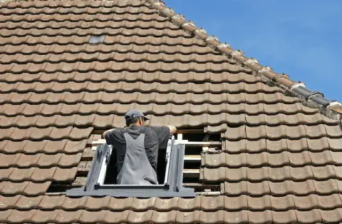 Pose de velux - Villefontaine